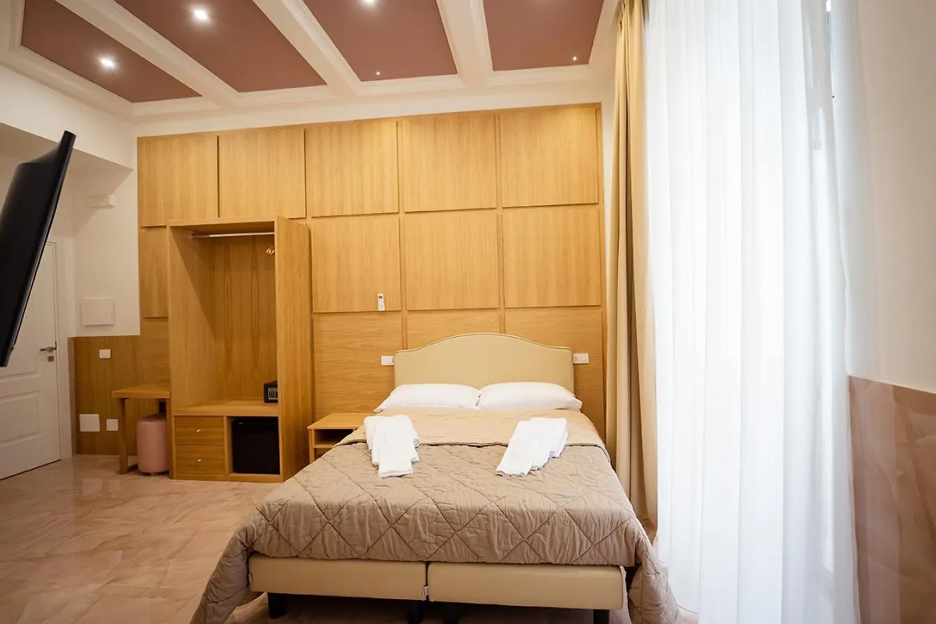 Pc Boutique H Loggia, By Clapa Group Hotel Nápoles 2*,