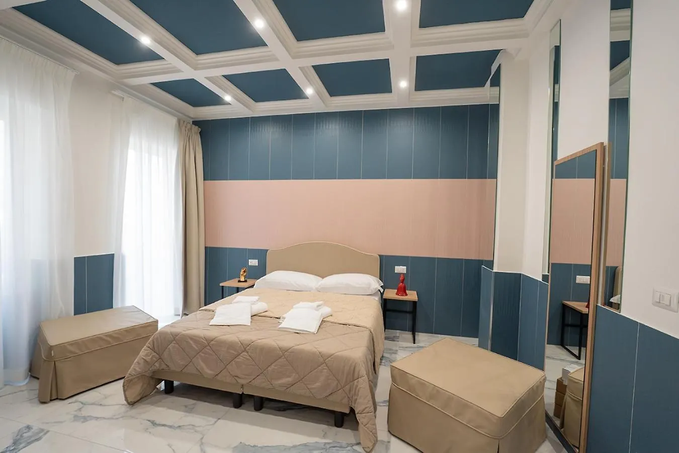 Pc Boutique H Loggia, By Clapa Group Hotell Neapel 2*,  Italien
